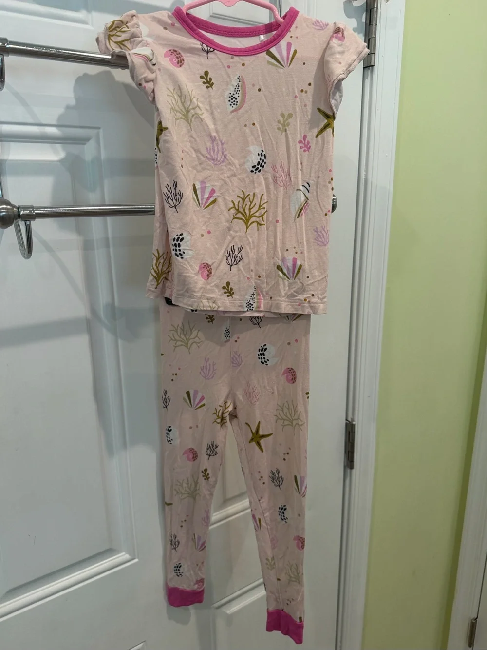 Girls Light Pink Sea Life Bamboo Pajama Set with Ruffle Sleeves